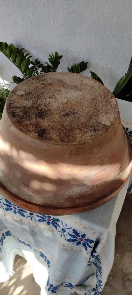 Lebrillos antiguos de barro