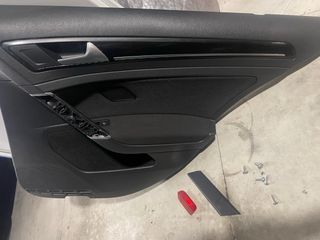 Panel puerta trasera Golf 7
