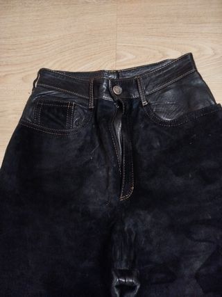 PANTALON CUERO Y ANTE
