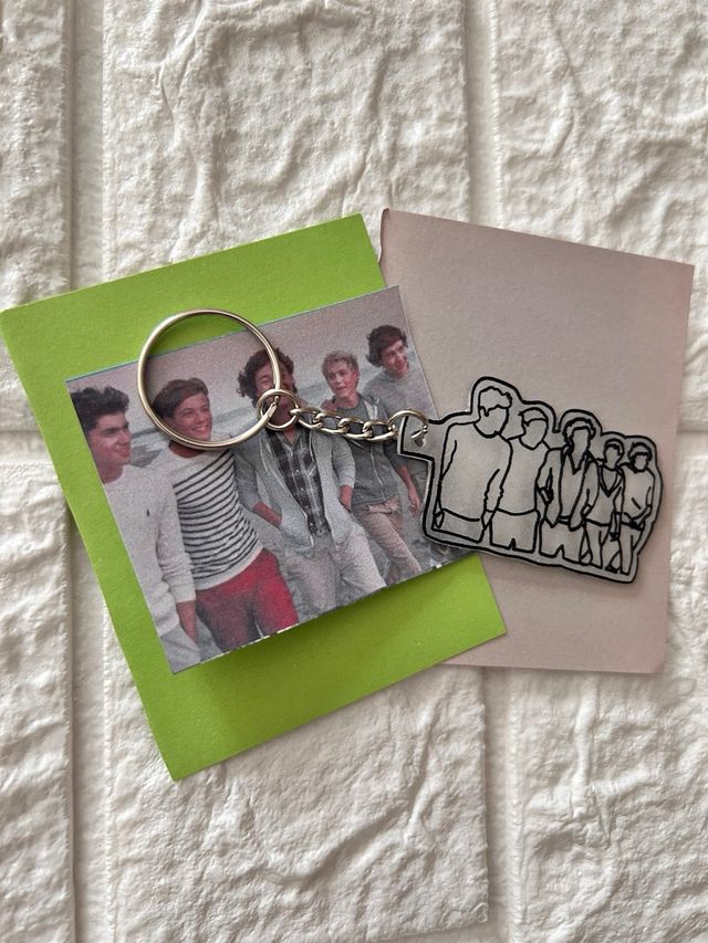 One Direction Keychain Band