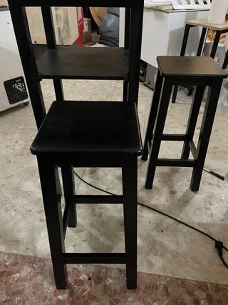 3 Mesas altas  bancos altos taburetes