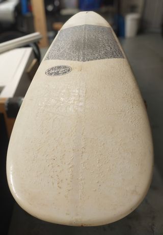 Longboard. Tablón. Surf. Cece.