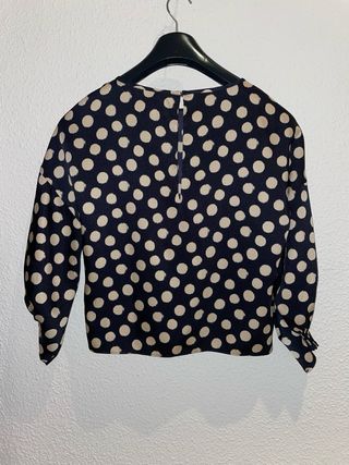 Blusa de topos Mango