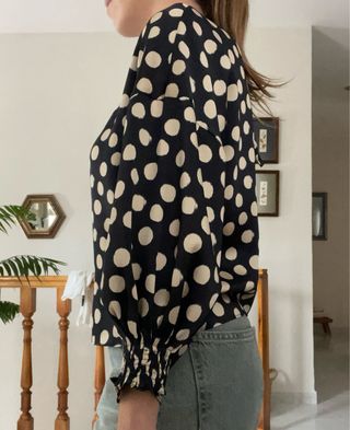 Blusa de topos Mango