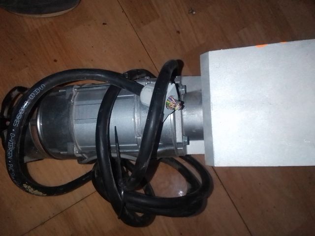 Motore di marca Elektromaten per porta settoriale