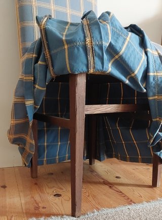 Silla tapizada nueva