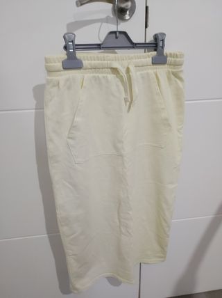 Falda MIDI marca Mango
