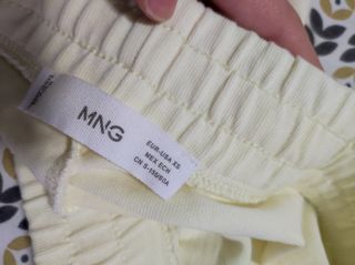 Falda MIDI marca Mango