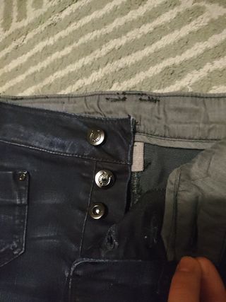 Falda vaquera estirable de mujer.