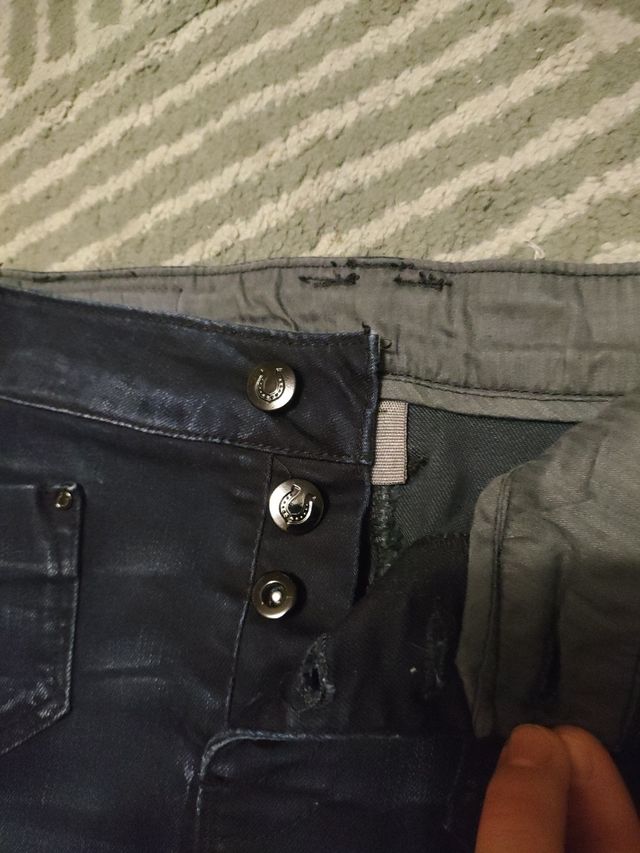 Falda vaquera estirable de mujer.