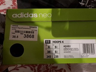 Adidas Neo grises