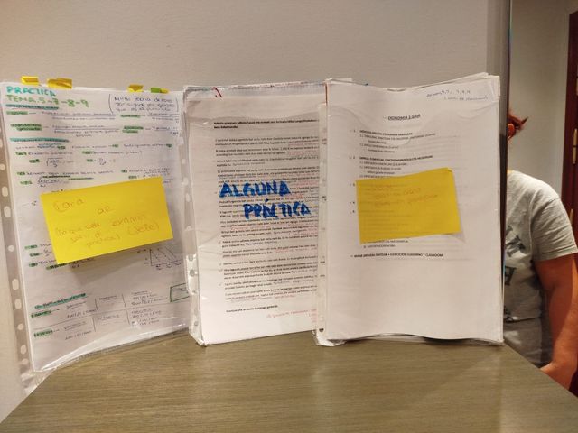 Apuntes Historia + Economia 2.Batxi