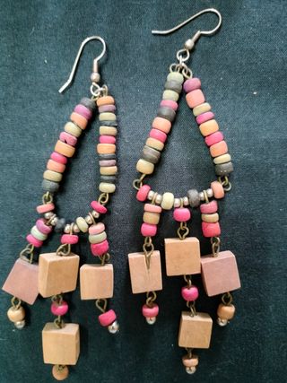 Lote 9 pares pendientes bisutería