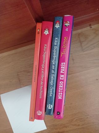 Lote 4 libros de Kika Superbruja.