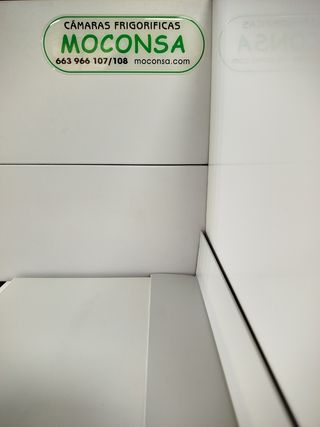 Perfilería, espuma y silicona