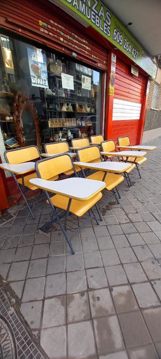 PUPITRES ESCOLAR 25E CADA UNO TLF674324817 