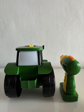 Tractor JOHN DEERE