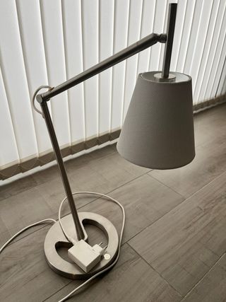 Lampara escritorio Ikea
