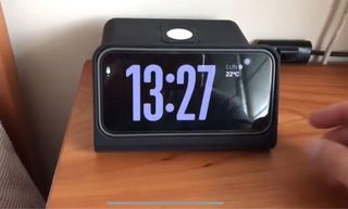 Soporte cargador Iphone 15Pro