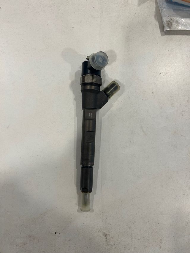 Inyector BOSCH 0445110059 Chrysler