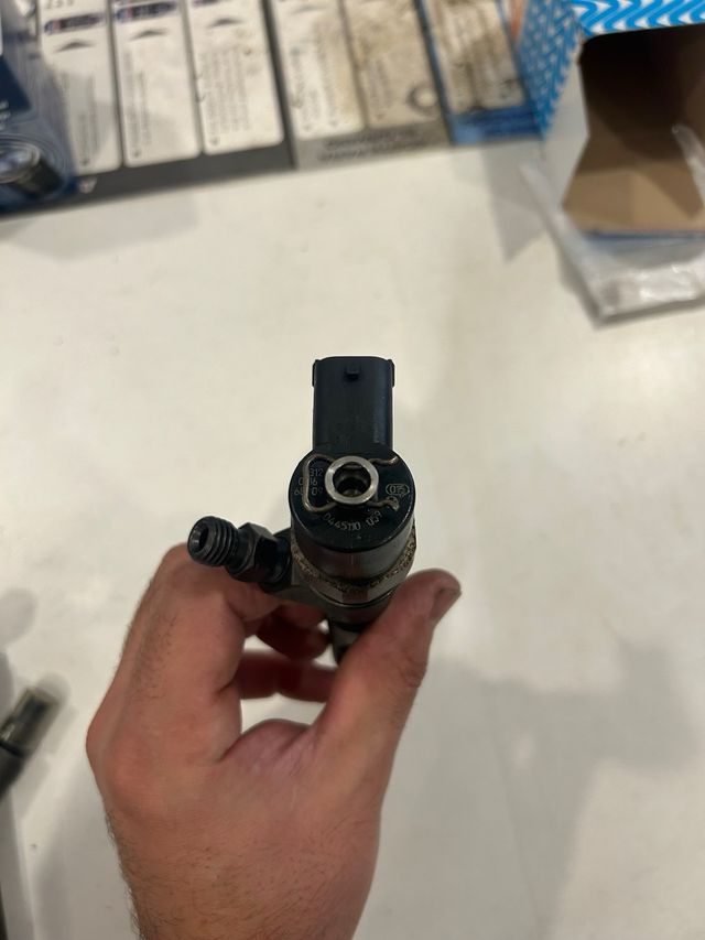 Inyector BOSCH 0445110059 Chrysler