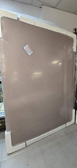 Base tapizada 150x200cm