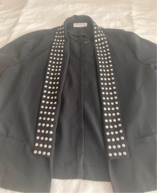 Chaqueta negra tachuelas vintage