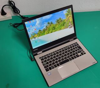 Ordenador Portátil Toshiba Radius 12.5" P25W 2en1
