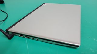 Ordenador Portátil Toshiba Radius 12.5" P25W 2en1