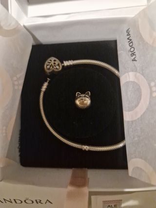 Pulsera Pandora con gatito