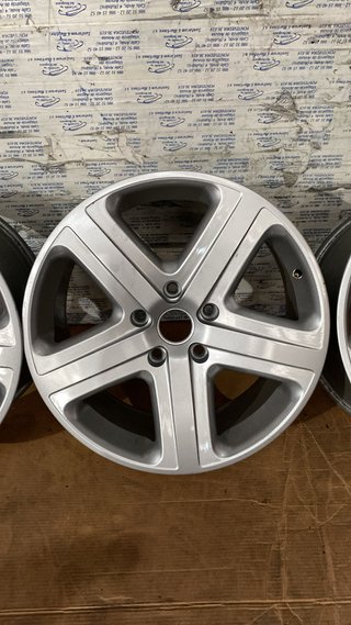 JUEGO LLANTAS COMPLETO VOLKSWAGEN TOUAREG 5X112 19