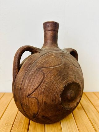 Cántaro antiguo cerámica 