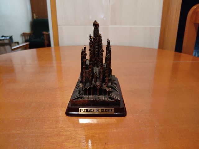Figura de bronce la sagrada familia 