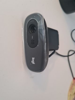 Cámara y auriculares con micrófono