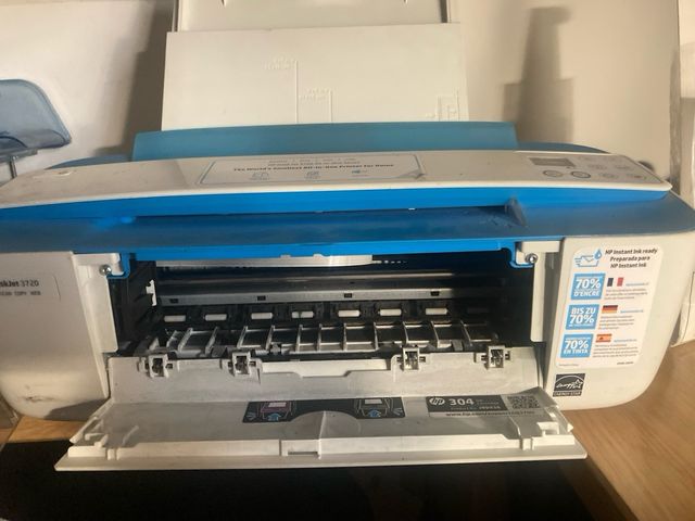 Impresora Deskjet HP 3720