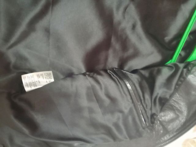 Chaqueta de hombre de cuero