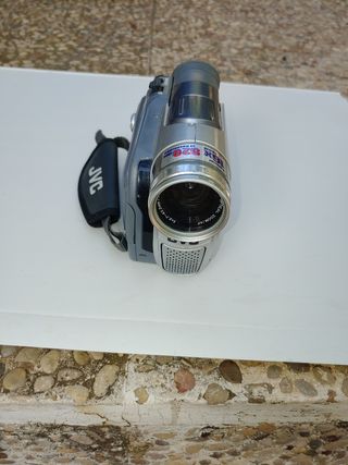 Camara vídeo mini DV JVC averiada