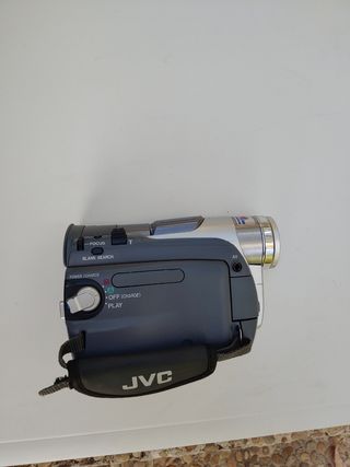 Camara vídeo mini DV JVC averiada