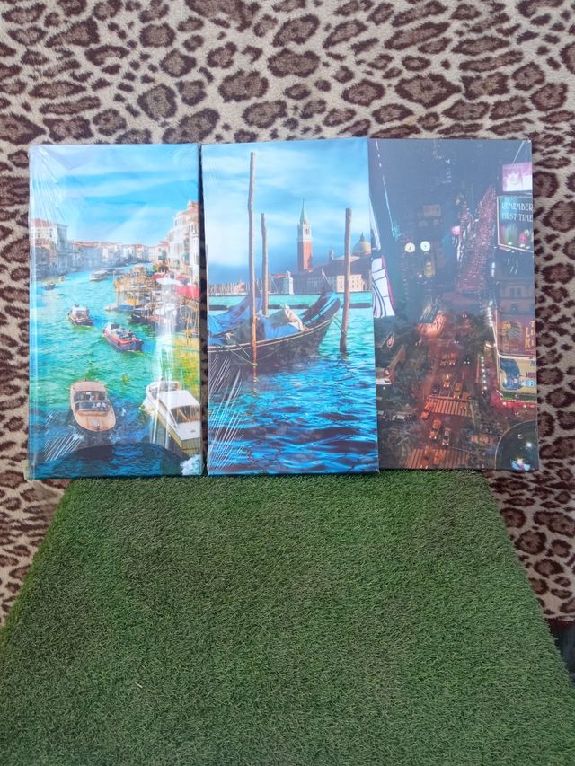 Tres cuadros nuevos,en su embalaje original