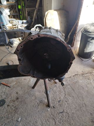 Campana caja de cambios rd28 