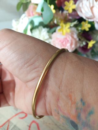 Brazalete cruz acero dorado