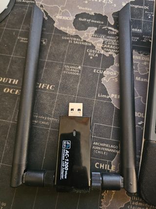 Adaptador WiFi AC-1200 Mbps