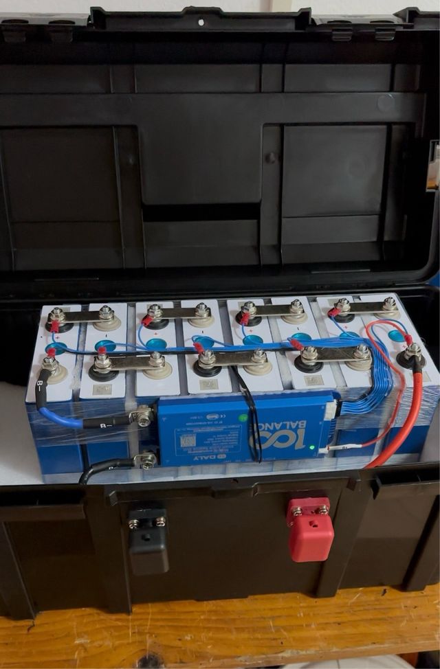 Bateria lifepo4 24v 8.6kw litio