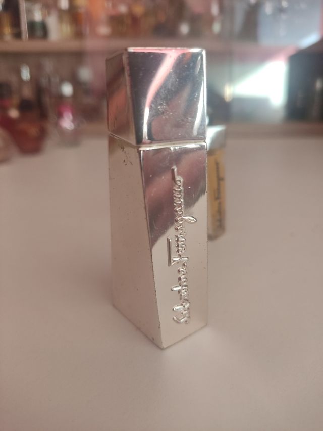 2 Miniaturas de perfumes Salvadore Ferragamo