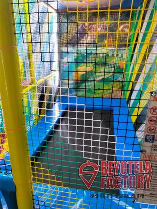 Parque de bola, camas elásticas, etc...