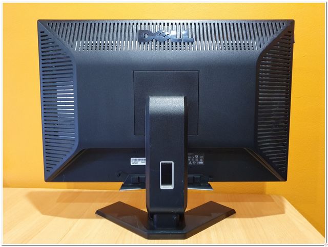 2 monitores Dell E228WFP