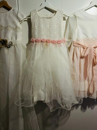 4 Vestidos de Comunión y fiesta.