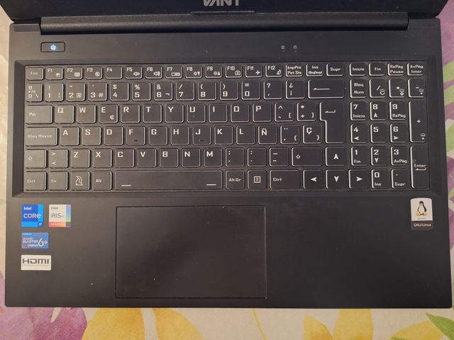 Ordenador portátil VANT MOOVE15, i7, 16GB RAM, 1TB