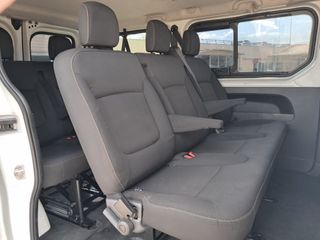 Nissan NV300 año 2018 9 plazas 