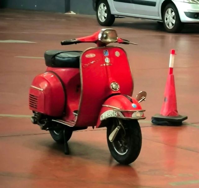 Se alquila Vespa 150 Gs